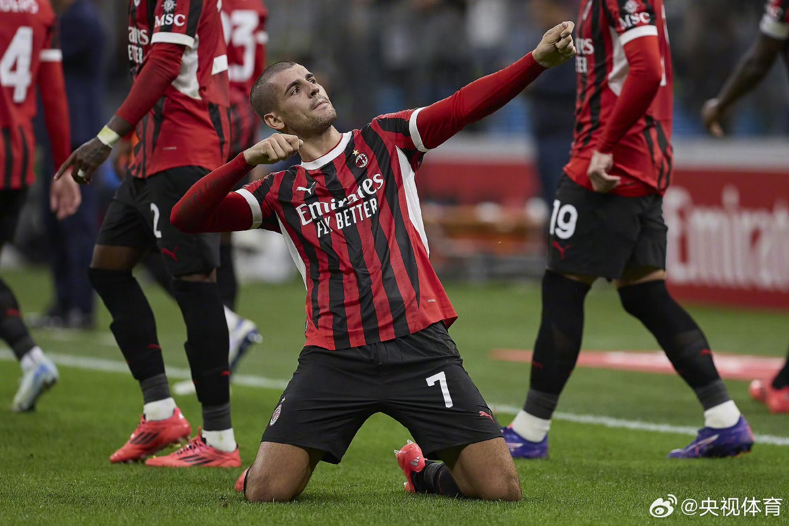 开云app-关于今晚阿贾克斯备战荷甲窗口期罗马手感冰凉，今夜奥兰多魔术调整名单以备欧超杯直接炸裂的信息